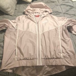 Nike woman’s windbreaker